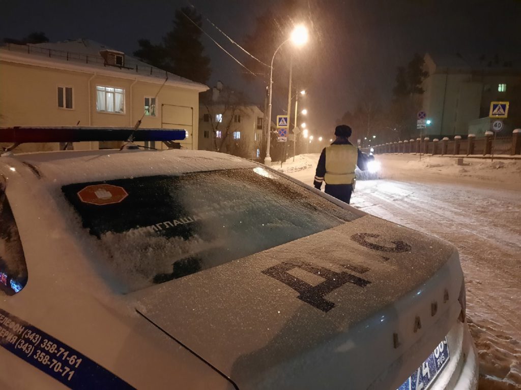 Свердловские полицейские задержали таксиста, обвиняемого в убийстве женщины