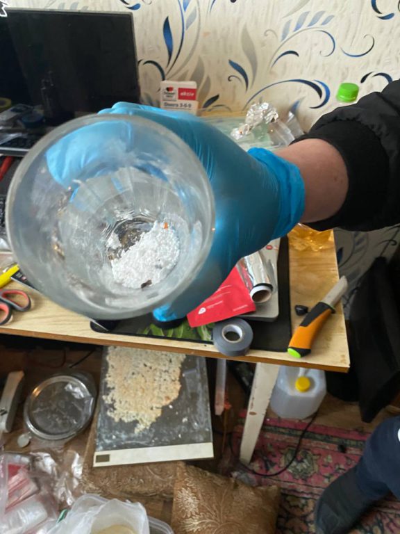 В Нижнем Тагиле полицейские изъяли более двух килограммов наркотиков