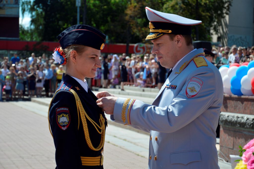 130 лейтенантам полиции УрЮИ МВД вручили дипломы о высшем образовании