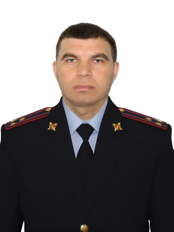Главным свердловским борцом с наркомафией назначен Руслан Дауров