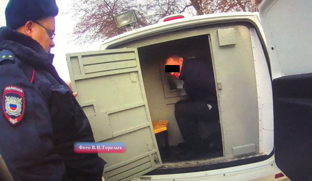 Свердловская полиция сообщила о задержании подозреваемого в надругательстве над школьницей