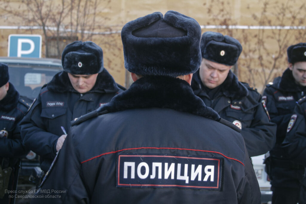 Свердловская полиция устанавливает обстоятельства инцидента в шахте в Североуральском городском округе